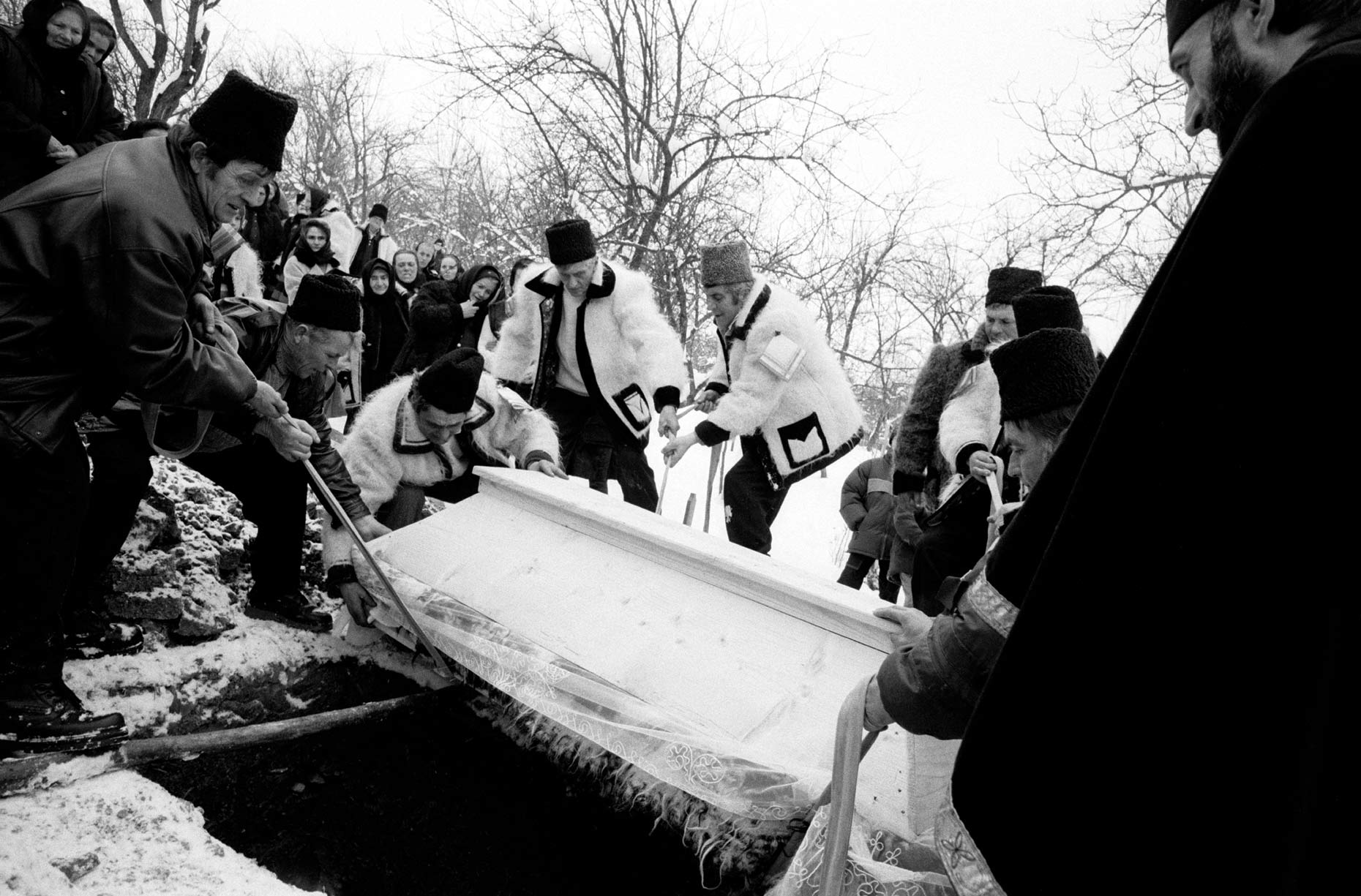 018_Master_Winter_Funeral_Grave_Pries2-001